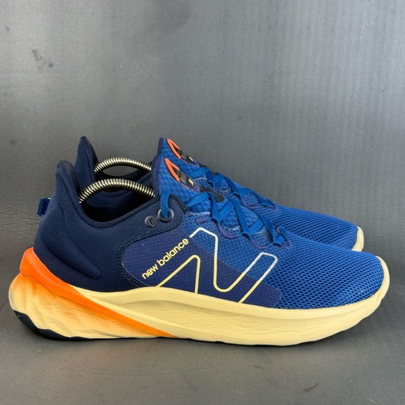 New Balance Fresh Foam Roav v2 athletic sneaker shoes men’s size 11.5